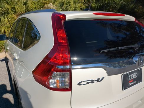 Used 2015 Honda CR-V Touring image 10