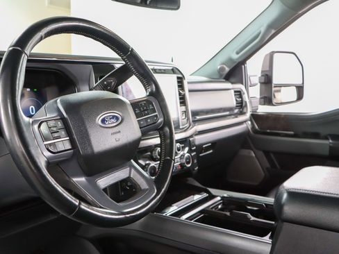 Used 2023 Ford F250 Lariat w/ Lariat Ultimate Package image 25