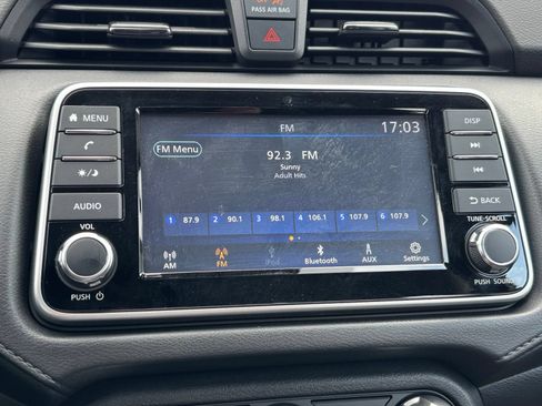 Used 2025 Nissan Versa S w/ Trunk Package FWD image 7