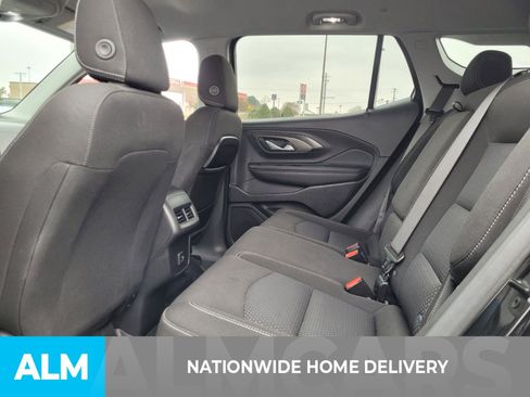 Used 2022 GMC Terrain SLE w/ Driver Convenience Package image 5