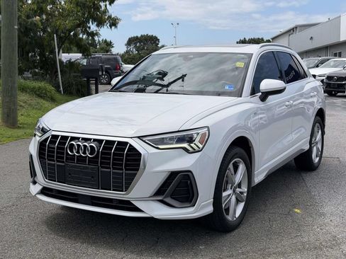Used 2023 Audi Q3 2.0T Premium w/ 19" Wheel Package AWD/4WD image 22