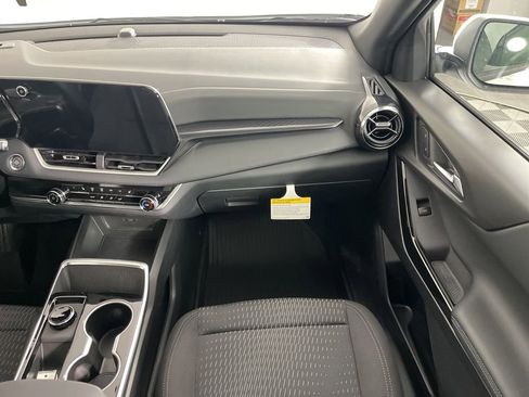 New 2026 Chevrolet Equinox LT FWD image 14