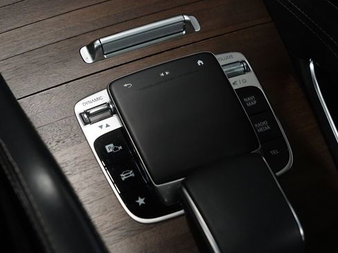 Certified 2021 Mercedes-Benz GLS 63 AMG 4MATIC image 28