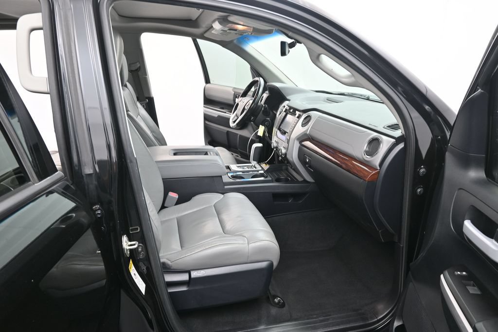 Used 2016 Toyota Tundra Limited RWD image 23