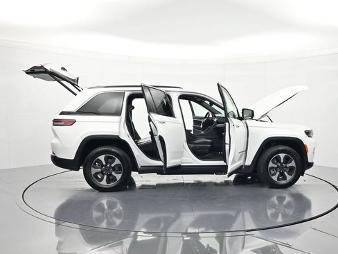 Used 2024 Jeep Grand Cherokee Limited 4xe AWD/4WD image 50
