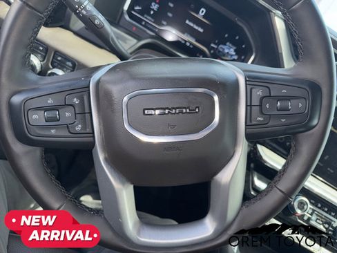 Used 2024 GMC Sierra 2500 Denali w/ Denali Reserve Package AWD/4WD image 9