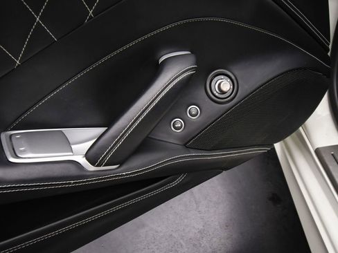 Used 2016 Ferrari California T image 47