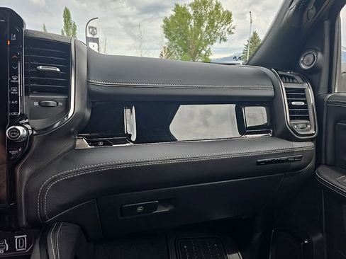 New 2025 RAM 2500 Limited image 14