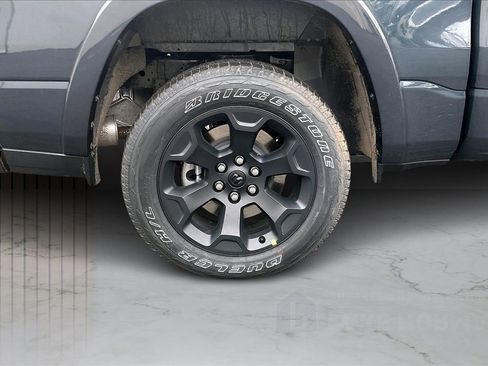 New 2026 RAM 1500 4x4 Crew Cab image 35