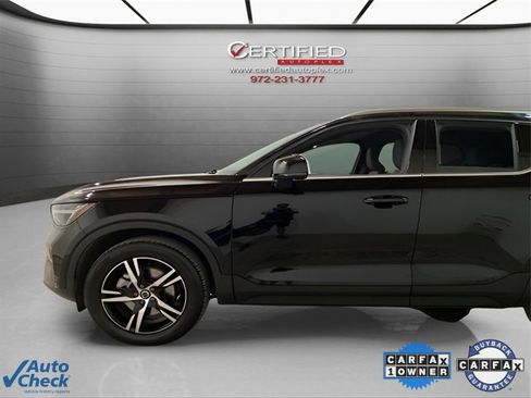 Used 2025 Volvo XC40 B5 Core image 84