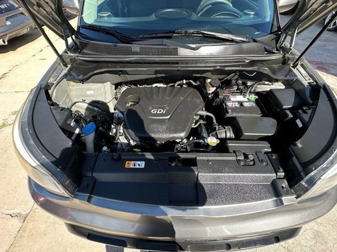 Used 2015 Kia Soul FWD image 26