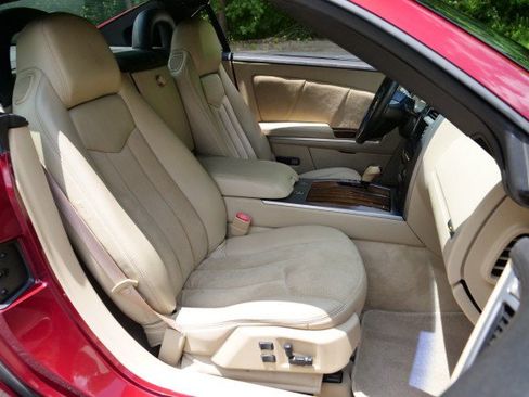 Used 2007 Cadillac XLR V RWD image 28