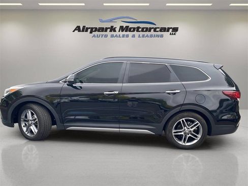 Used 2019 Hyundai Santa Fe XL image 2