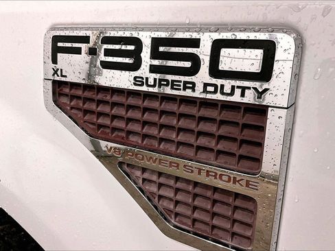 Used 2009 Ford F350 XL image 13
