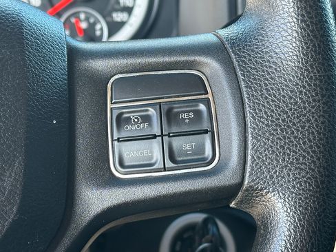 Used 2015 RAM 2500 SLT image 17