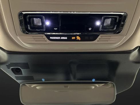 Used 2024 Lincoln Corsair AWD w/ Equipment Group 101A image 28