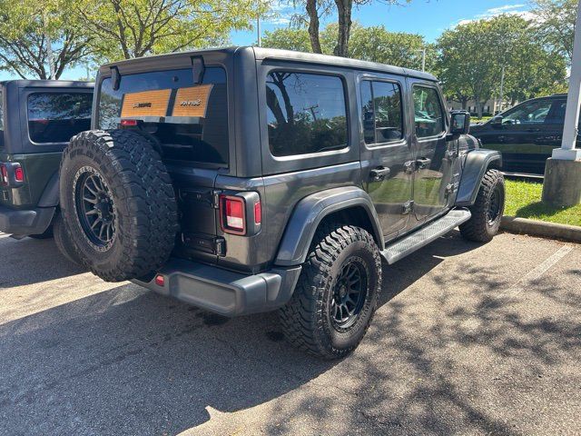 Used 2020 Jeep Wrangler Unlimited Sahara w/ Cold Weather Group AWD/4WD image 11