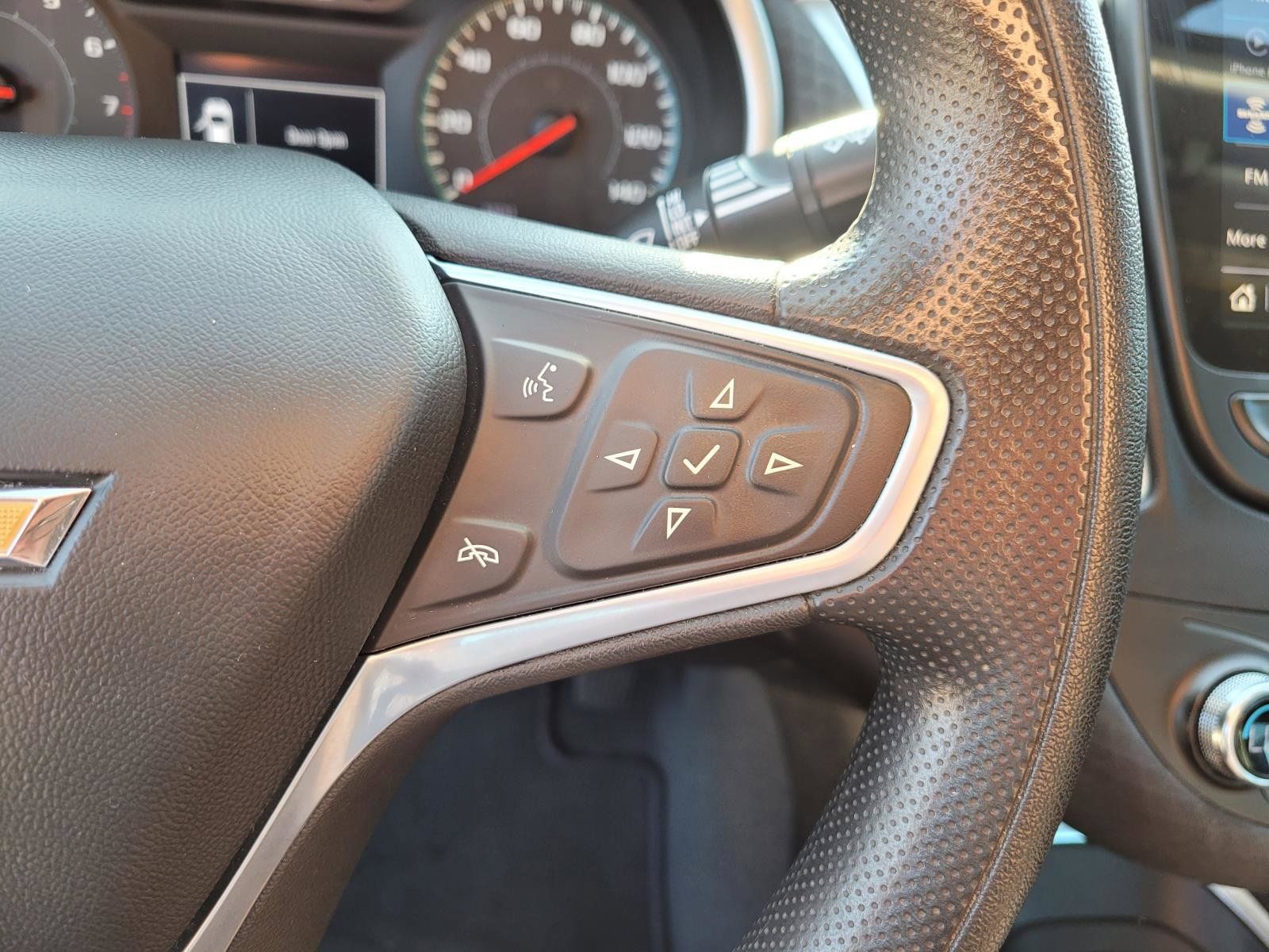 Used 2023 Chevrolet Malibu LT FWD image 26