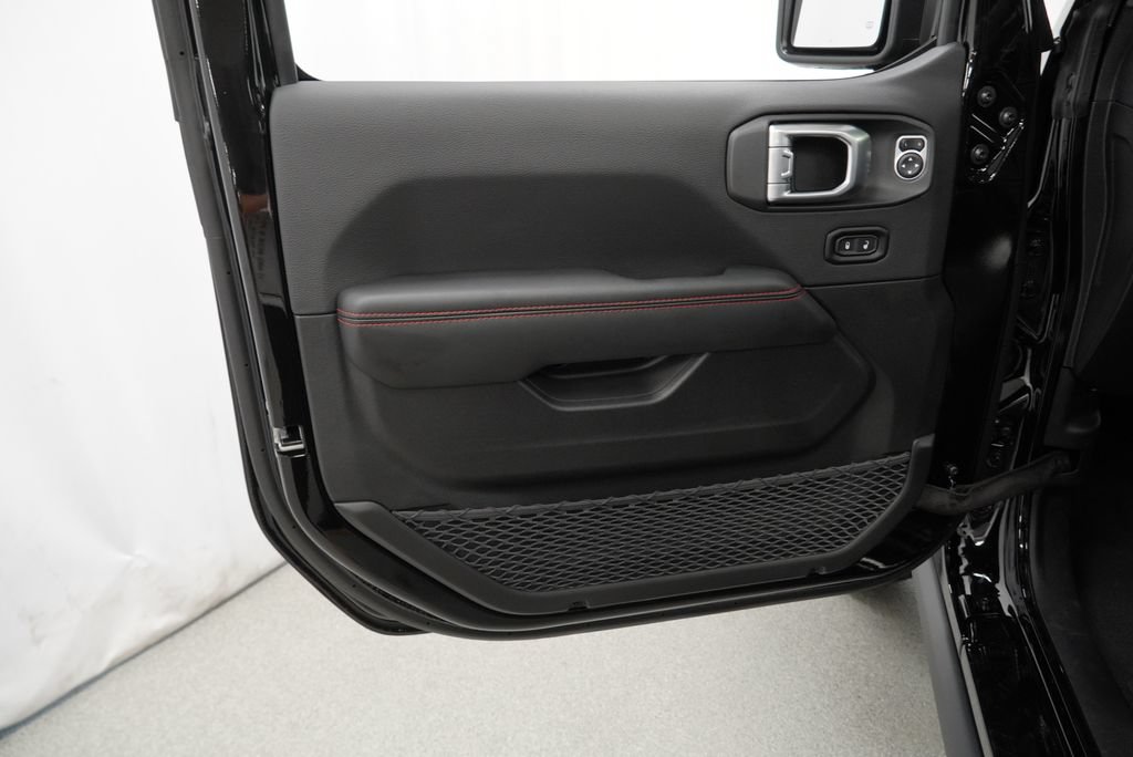 New 2026 Jeep Wrangler Unlimited Rubicon AWD/4WD image 28