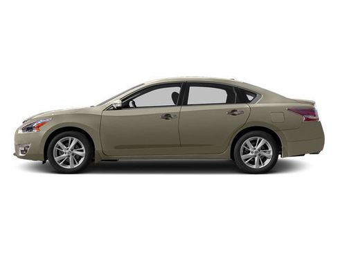 Used 2013 Nissan Altima 3.5 SL w/ Technology Pkg FWD image 3