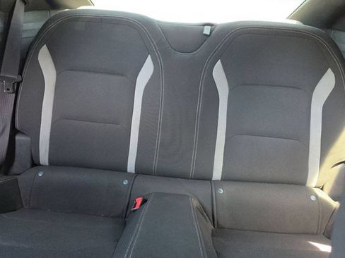 Used 2016 Chevrolet Camaro SS RWD image 13
