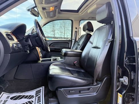 Used 2007 Chevrolet Avalanche LT w/ LT Preferred Equipment Group image 9