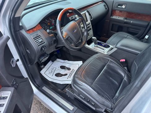Used 2010 Ford Flex Limited image 10