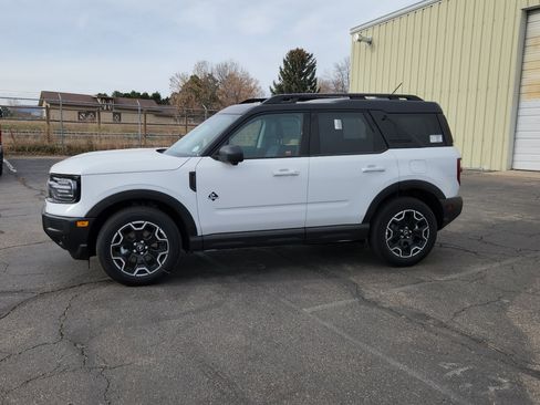 New 2025 Ford Bronco Sport Outer Banks w/ Outer Banks Tech Package+ image 4