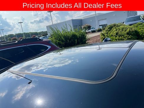 Used 2026 Cadillac CT5 V w/ Technology Package RWD image 10
