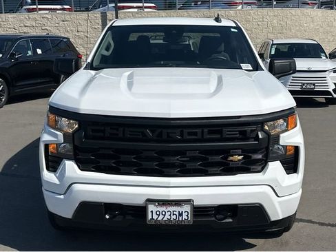 Used 2022 Chevrolet Silverado 1500 Custom RWD image 3