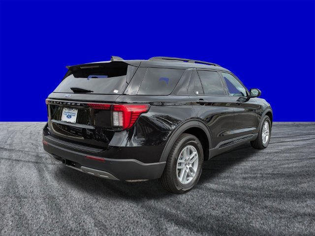 Certified 2026 Ford Explorer Active w/ Active Comfort Package RWD image 4