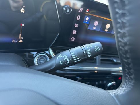 New 2026 Chevrolet Trax ACTIV w/ Sunroof Package image 33