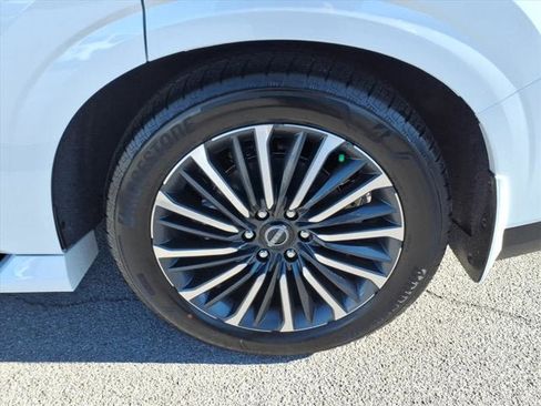 New 2026 Nissan Armada Platinum Reserve image 4