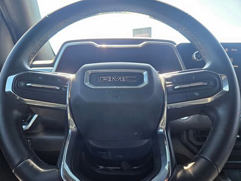 Used 2024 GMC Canyon Elevation RWD image 11