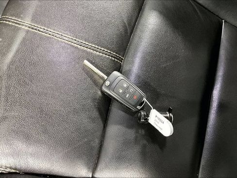 Used 2016 Chevrolet Impala LT w/ Leather Package FWD image 30
