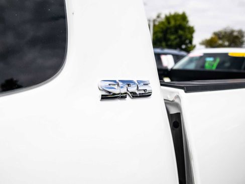 Used 2021 Toyota Tacoma SR5 RWD image 7