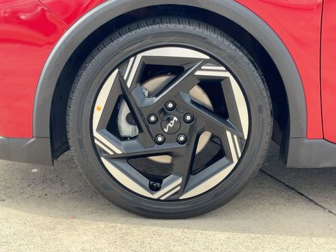 Used 2025 Kia K4 EX image 12