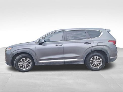 Used 2019 Hyundai Santa Fe SE FWD image 4