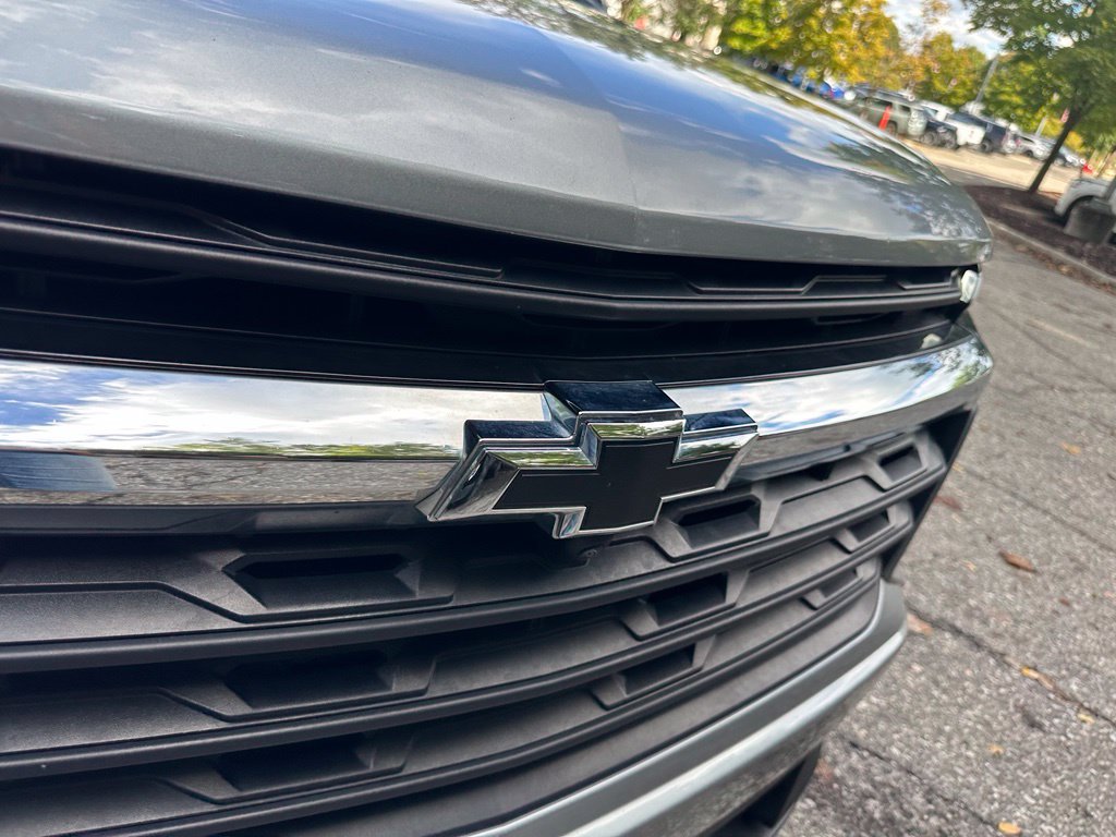 Used 2024 Chevrolet Traverse LS w/ LPO, Floor Liner Package FWD image 32