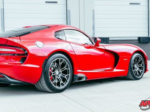 Used 2014 SRT Viper GTS w/ GTS Laguna Interior Package RWD image 46