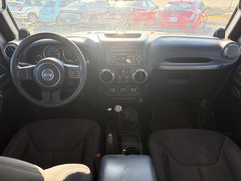 Used 2013 Jeep Wrangler Sport AWD/4WD image 9