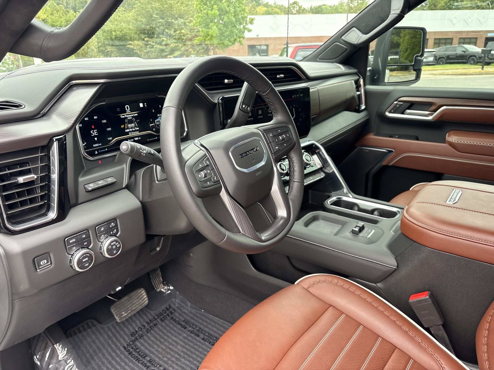 Used 2025 GMC Sierra 2500 Denali Ultimate AWD/4WD image 19