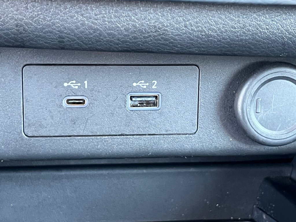 Used 2022 Nissan Rogue SV FWD image 6