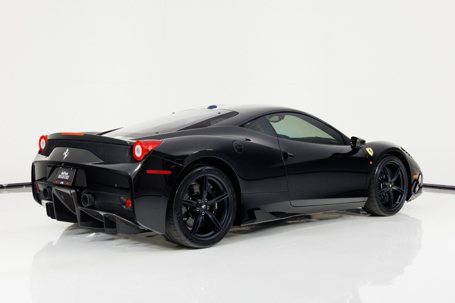 Used 2015 Ferrari 458 Speciale Coupe RWD image 3