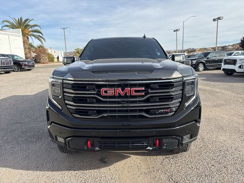 Used 2024 GMC Sierra 1500 AT4 w/ Technology Package image 2