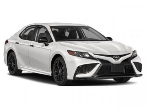 Certified 2021 Toyota Camry SE image 6