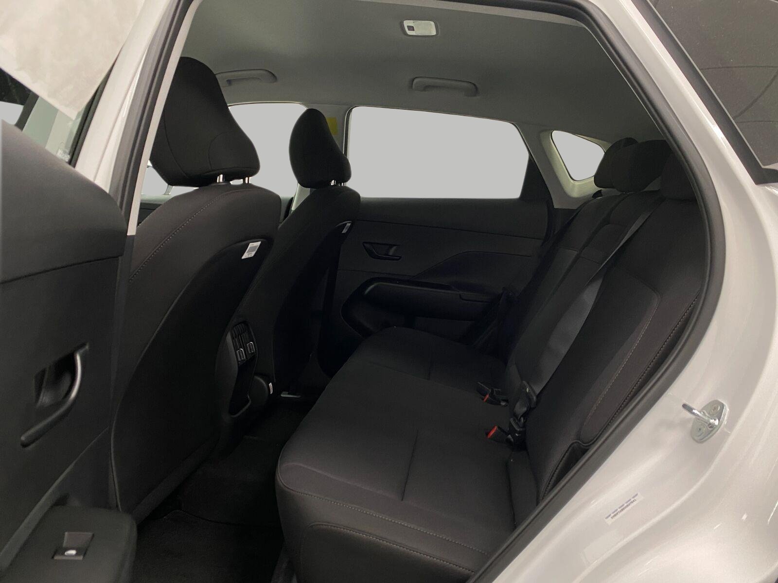 New 2027 Hyundai Kona SEL Sport AWD/4WD image 28