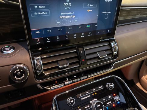 Certified 2023 Lincoln Navigator Black Label image 21