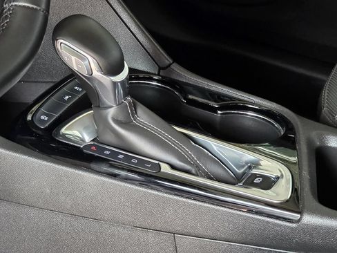 Used 2024 Buick Encore GX Sport Touring FWD image 18