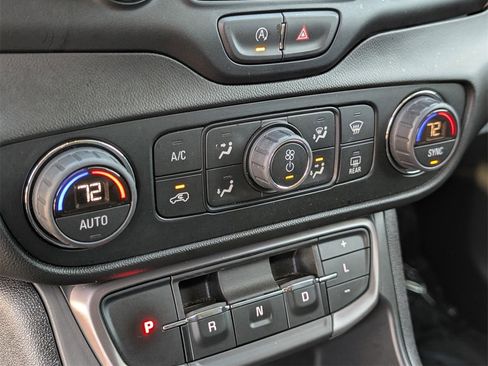 Used 2023 GMC Terrain AT4 w/ Infotainment Package II image 29